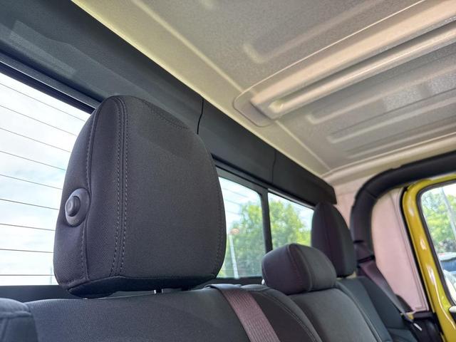 Photo of 2023 High Velocity Clearcoat Jeep Gladiator
