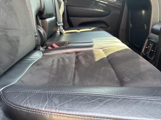 Photo of 2020 Bright White Clearcoat Jeep Grand Cherokee