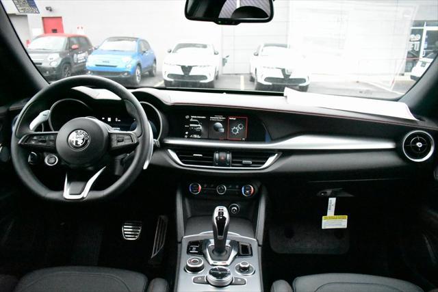 Photo of 2025 Milano White Alfa Romeo Stelvio