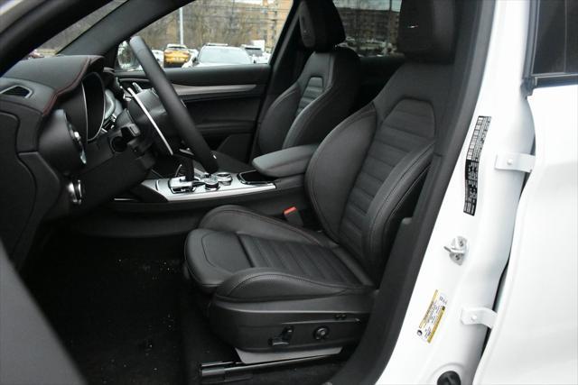 Photo of 2025 Milano White Alfa Romeo Stelvio