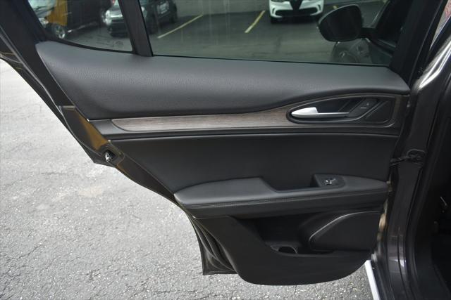 Photo of 2023 Gray Alfa Romeo Stelvio