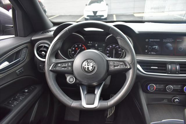 Photo of 2023 Gray Alfa Romeo Stelvio
