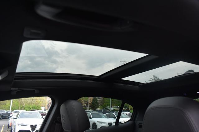 Photo of 2023 Gray Alfa Romeo Stelvio