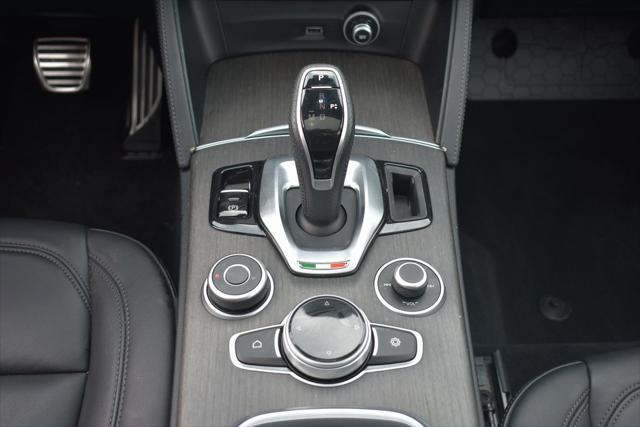 Photo of 2023 Gray Alfa Romeo Stelvio