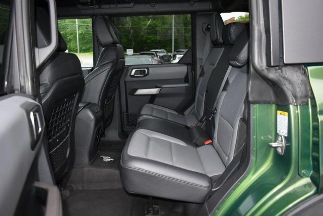 Photo of 2022 Eruption Green Metallic Ford Bronco