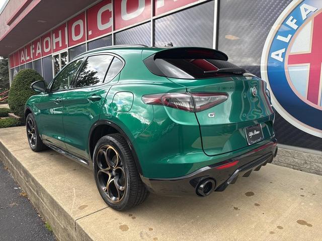 Photo of 2025 Verde Fangio Metallic Alfa Romeo Stelvio