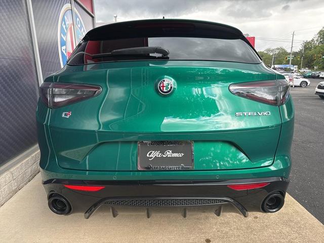 Photo of 2025 Verde Fangio Metallic Alfa Romeo Stelvio