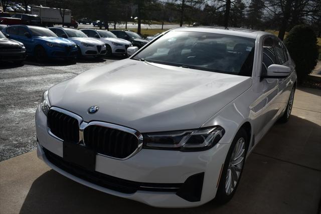 Photo of 2022 Alpine White BMW 530