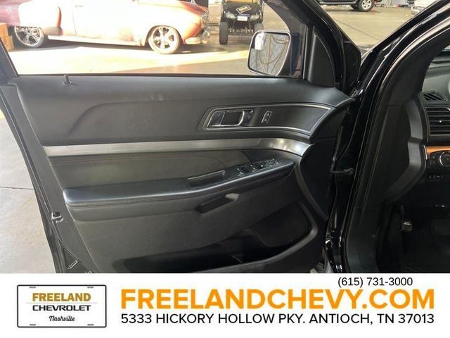 Photo of 2018 Shadow Black Ford Explorer