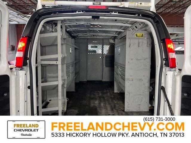 Photo of 2022 Summit White GMC Savana 2500
