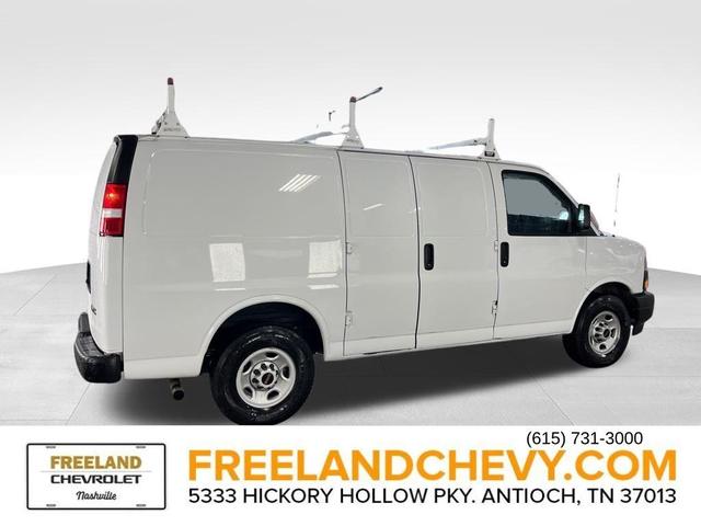 Photo of 2022 Summit White GMC Savana 2500
