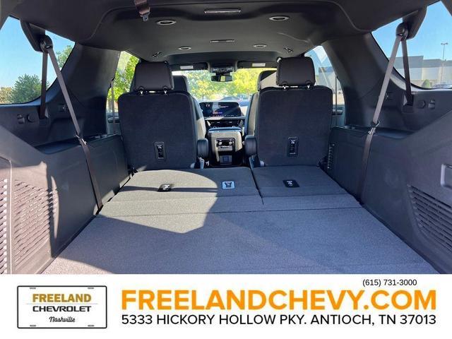 Photo of 2025 Black Chevrolet Suburban