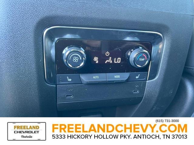 Photo of 2025 Black Chevrolet Suburban