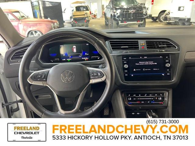 Photo of 2022 Pure White Volkswagen Tiguan