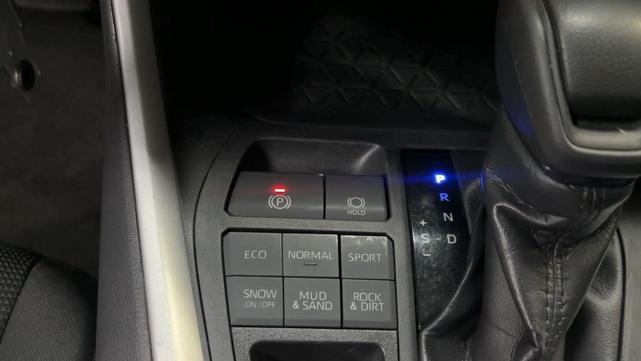 Photo of 2019 Silver Sky Metallic Toyota RAV4