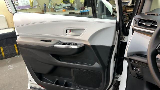 Photo of 2025  Toyota Sienna