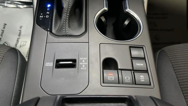 Photo of 2023 Magnetic Gray Metallic Toyota Highlander