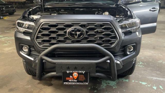 Photo of 2023 Magnetic Gray Metallic Toyota Tacoma