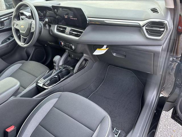 Photo of 2026 Mosaic Black Metallic Chevrolet Trailblazer