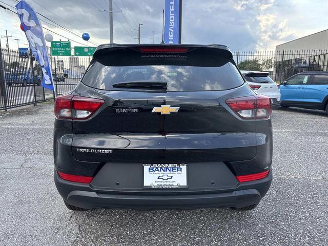 Photo of 2026 Mosaic Black Metallic Chevrolet Trailblazer