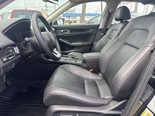 Photo of 2024 Crystal Black Pearl Honda Civic