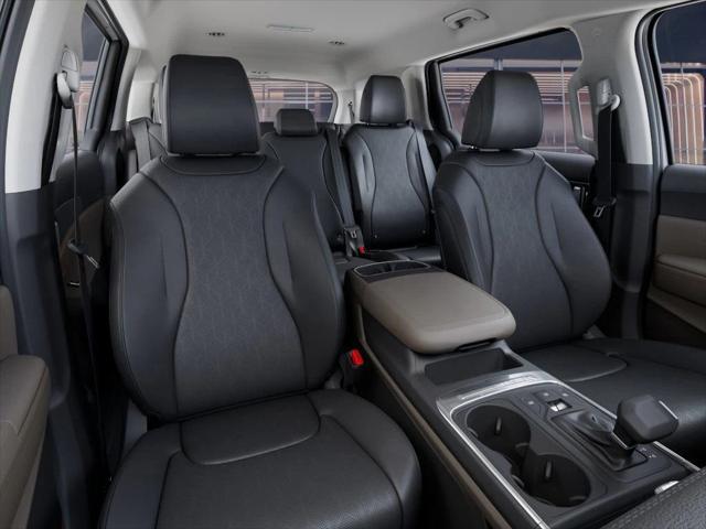 Photo of 2026 Snow White Pearl Kia Carnival