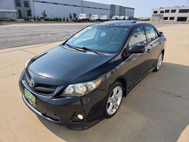 Photo of 2013 Black Toyota Corolla