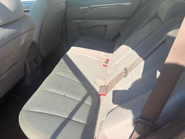 Photo of 2012 Mineral Gray Hyundai SANTA FE