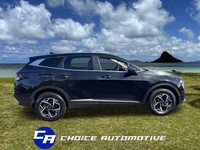 Photo of 2023 Fusion Black Kia Sportage