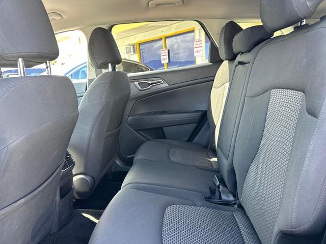 Photo of 2023 Fusion Black Kia Sportage