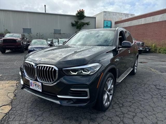 Photo of 2023 Black Sapphire Metallic BMW X5