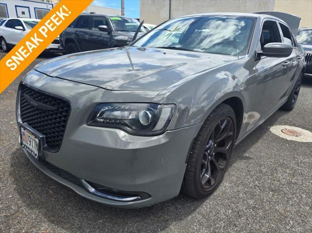 2019 Chrysler 300