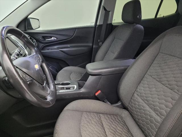 Photo of 2020 Mosaic Black Metallic Chevrolet Equinox