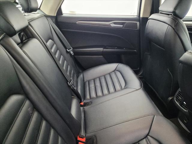 Photo of 2020 Iconic Silver Metallic Ford Fusion