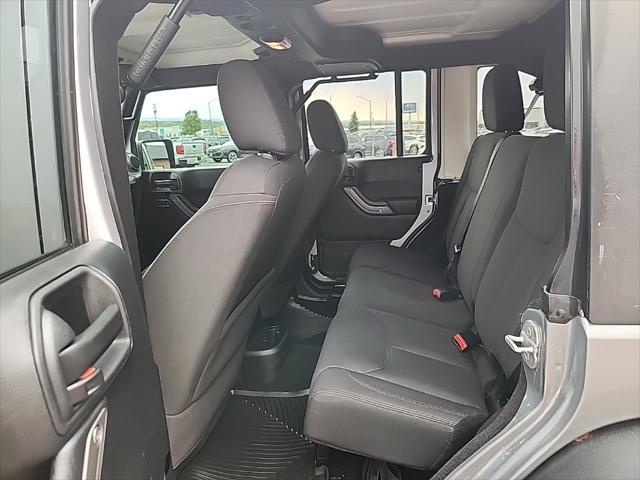 Photo of 2015 Billet Silver Metallic Clearcoat Jeep Wrangler Unlimited