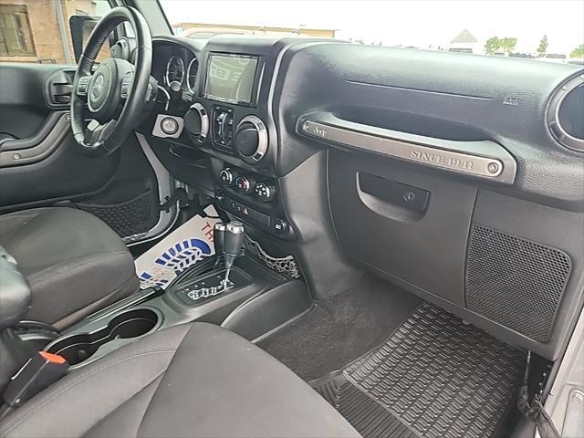 Photo of 2015 Billet Silver Metallic Clearcoat Jeep Wrangler Unlimited