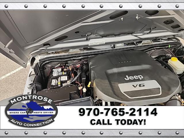 Photo of 2015 Billet Silver Metallic Clearcoat Jeep Wrangler Unlimited