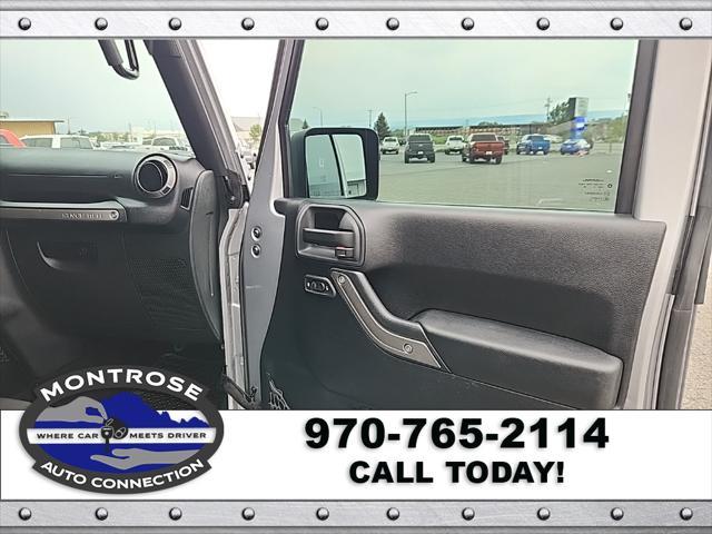 Photo of 2015 Billet Silver Metallic Clearcoat Jeep Wrangler Unlimited
