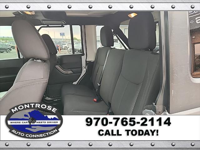 Photo of 2015 Billet Silver Metallic Clearcoat Jeep Wrangler Unlimited