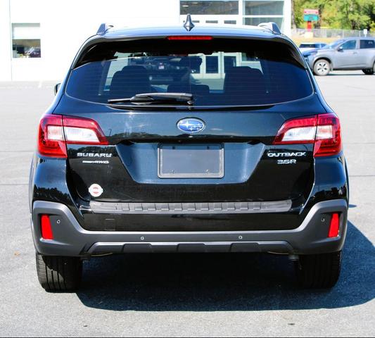 Photo of 2019 Crystal Black Silica Subaru Outback