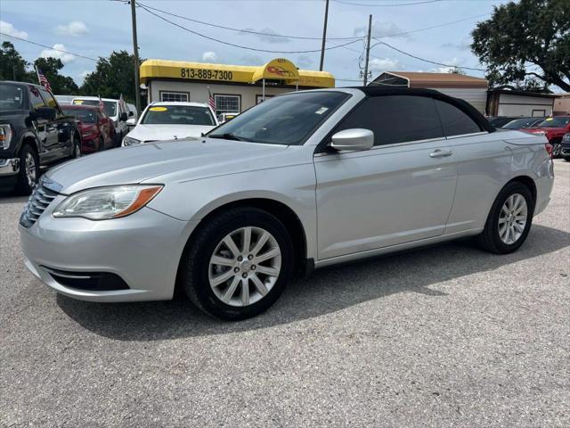 2011 Chrysler 200