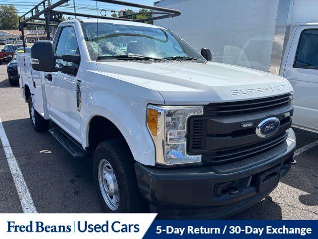 Photo of 2017 OXFORD WHITE Ford F-350