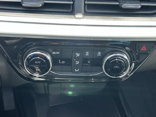 Photo of 2025 Mosaic Black Metallic Chevrolet Trax