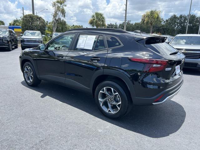 Photo of 2025 Mosaic Black Metallic Chevrolet Trax