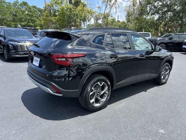 Photo of 2025 Mosaic Black Metallic Chevrolet Trax