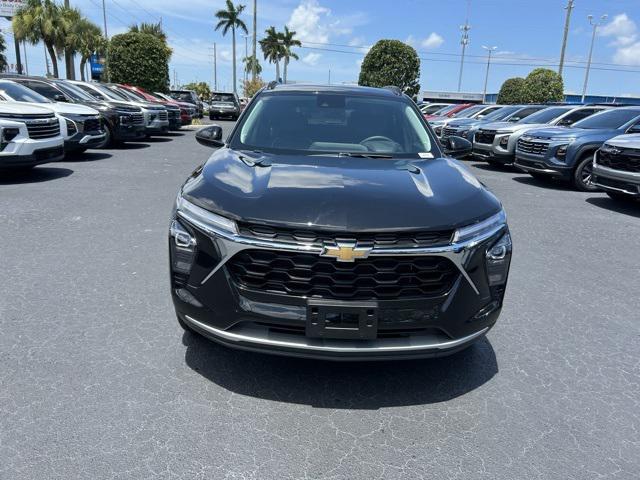 Photo of 2025 Mosaic Black Metallic Chevrolet Trax