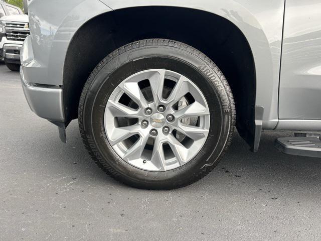 Photo of 2024 Sterling Gray Metallic Chevrolet Silverado 1500