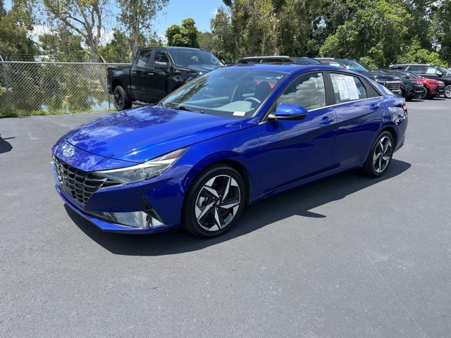 Photo of 2022 Intense Blue Hyundai ELANTRA