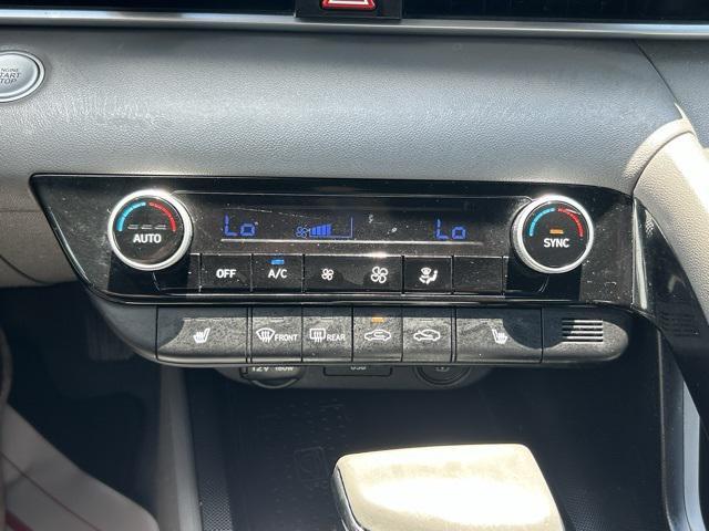Photo of 2022 Intense Blue Hyundai ELANTRA
