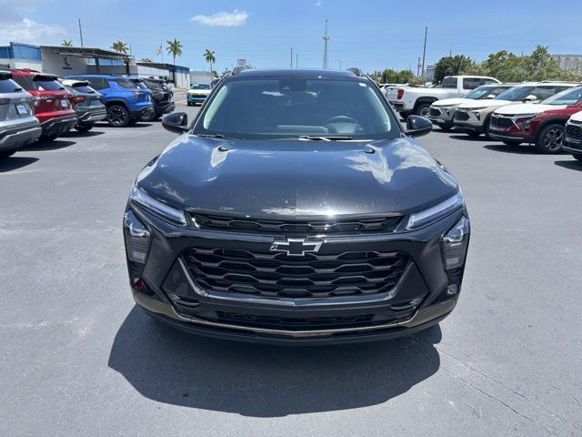 Photo of 2024 Mosaic Black Metallic Chevrolet Trax
